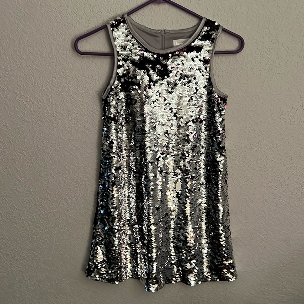 Girls elegant sequined dress
